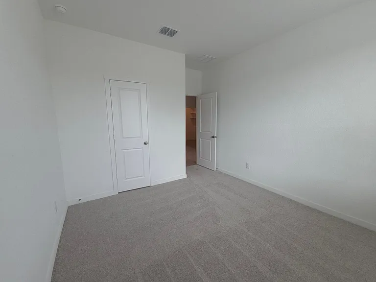243 Juanita Way — Photo 6