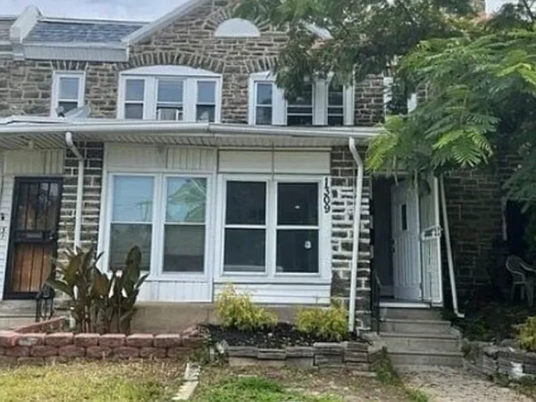 1309 W Wingohocking St — Photo 9