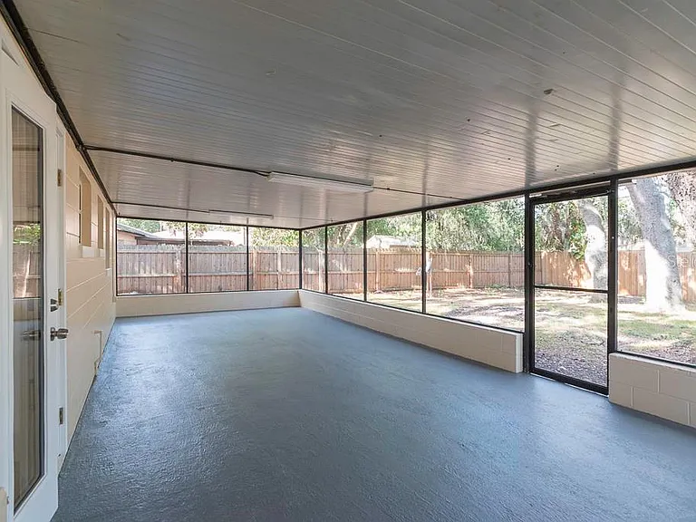 707 Wynn Dr — Photo 17