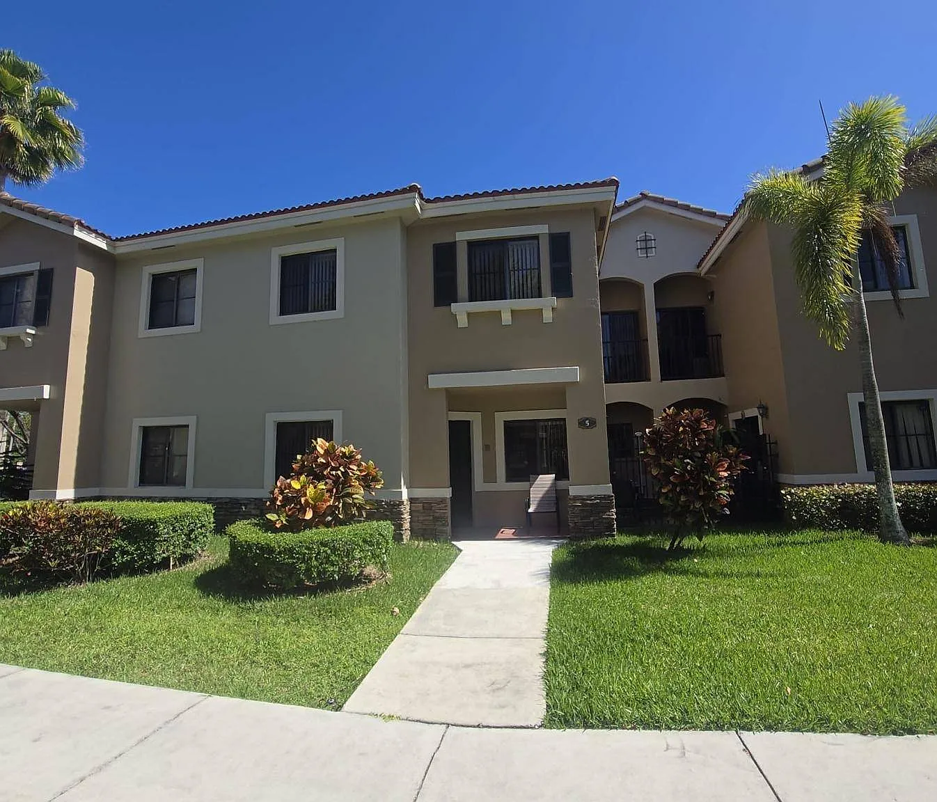 22911 SW 88th Pl — Photo 1