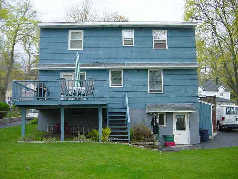 3rd image of 207 MARYLAND Avenue