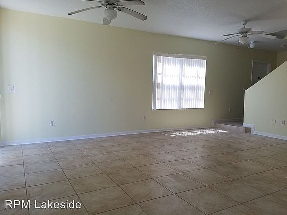 3rd image of 436 Washington Palm Loop
