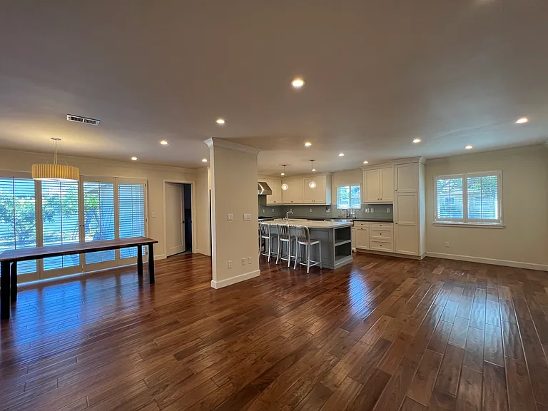 55 W Arthur Ave — Photo 15