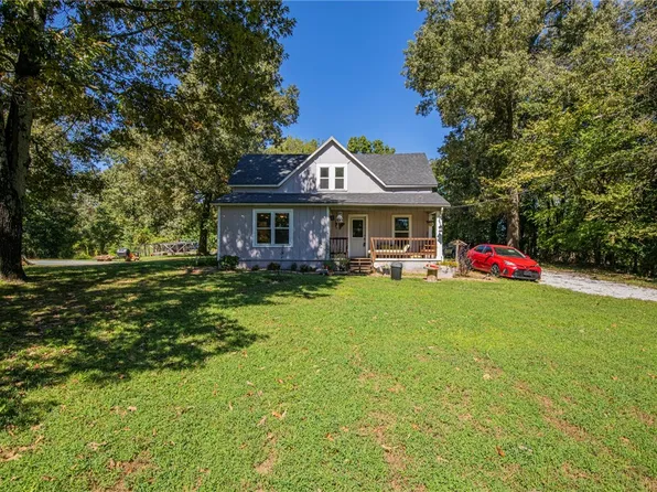 8670 W Goose Creek Rd, Fayetteville, AR 72704