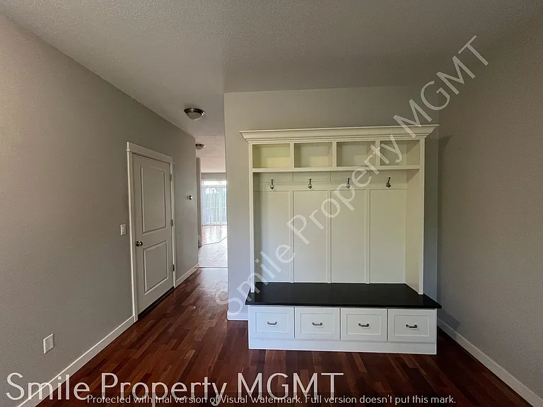 13054 SE Meadehill Ave — Photo 2
