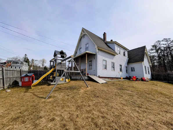 48 Grove Street, Littleton, NH 03561