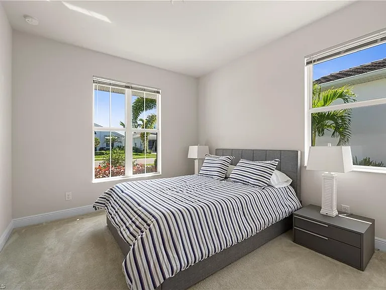 8897 Redonda Dr — Photo 23