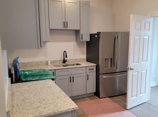 3629 S Paulina St #2F, Chicago, IL 60609