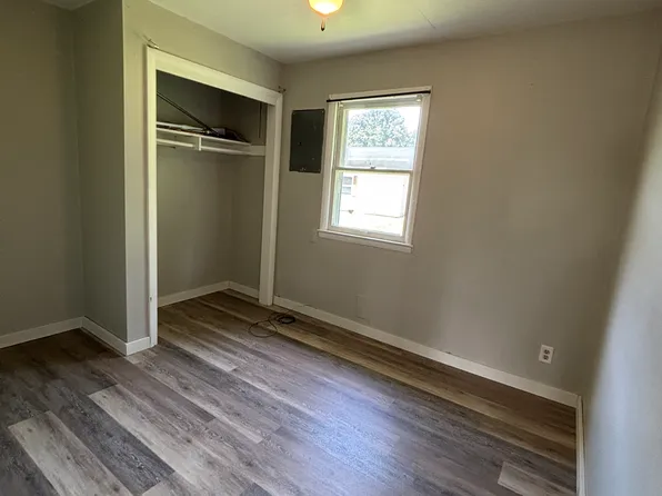 105 W Lafayette St #107, Versailles, MO 65084