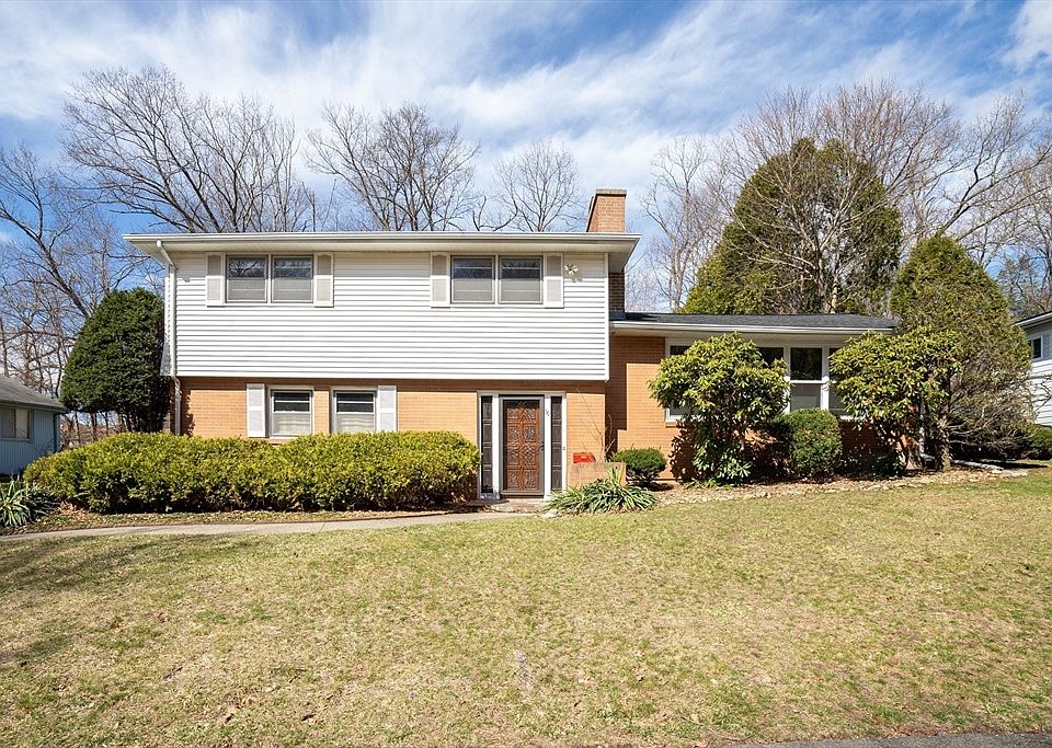1st image of 50 Valley Hill Dr