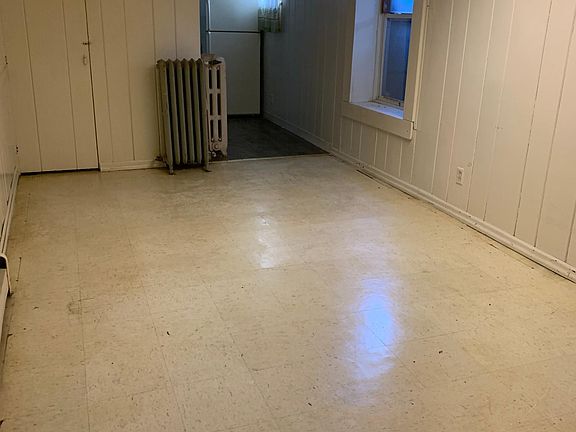 2nd image of 851 Lincolnway E APT 7