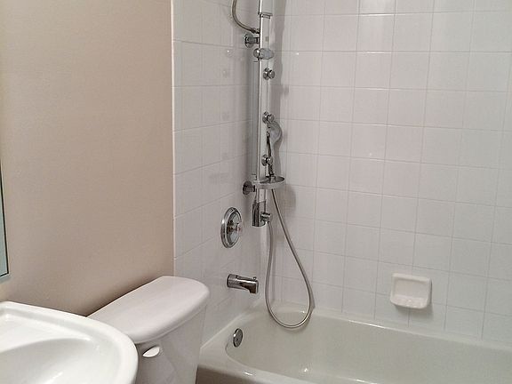 Stainless bath fixtures