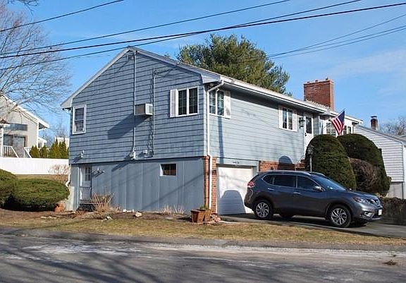 4th image of 22 Barcelona Ave