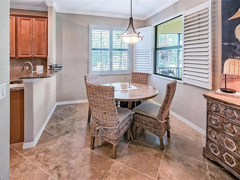 9107 Napoli Ct #201 — Photo 9