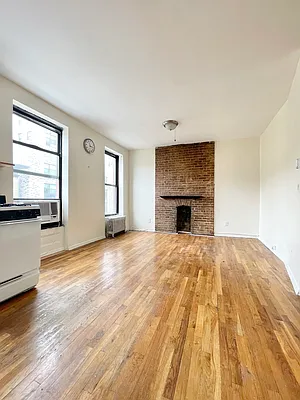 Rented by Compass | media 2