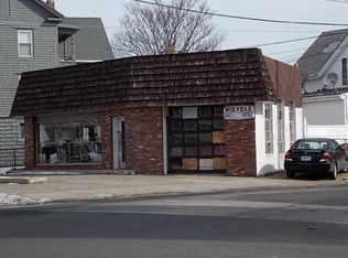 645 Broadway, Pawtucket, RI 02860