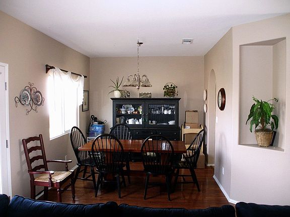4th image of 12440 Kelsey St