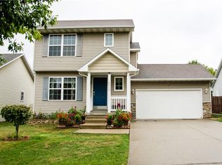 2516 Whispering Ridge Dr, Des Moines, IA 50320