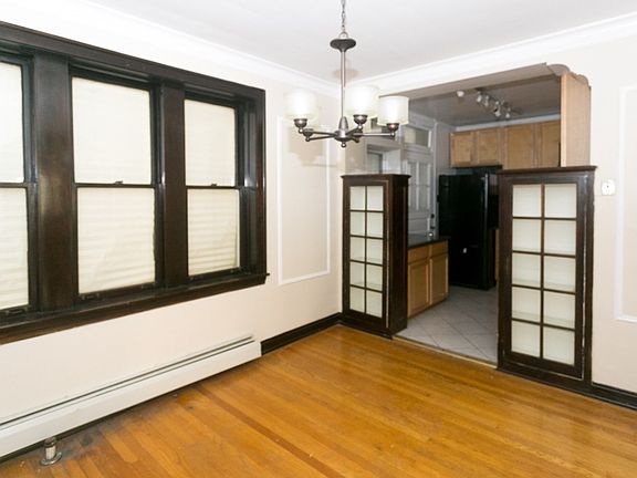 4th image of 4515 N Wolcott Ave #B2