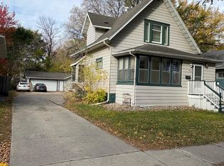 1012 12th St N, Fargo, ND 58102