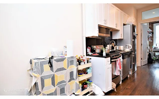 Rented by Douglas Elliman | media 30