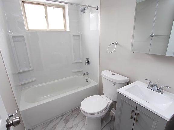 Waldorf 1-Bed 1-Bath