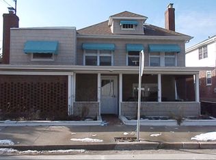 127 Parkside Dr, Point Lookout, NY 11569