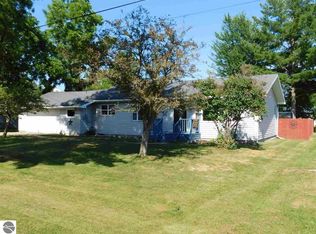 107 8th Ave, Tawas City, MI 48763