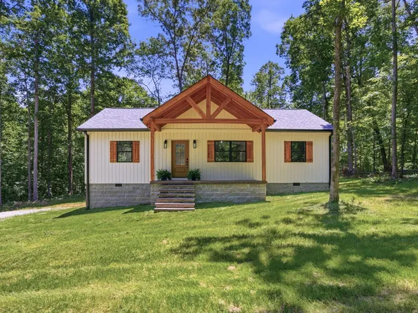 700 Hillcrest Rd, Waverly, TN 37185