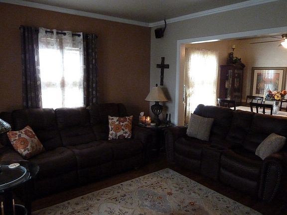 5th image of 4361 58th St