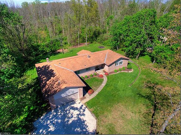 5th image of 439 Meadowview Dr