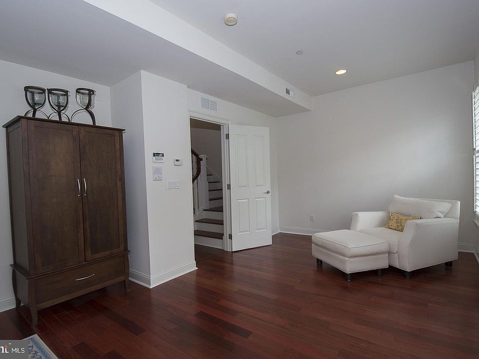1st image of 229 Gaskill St #A
