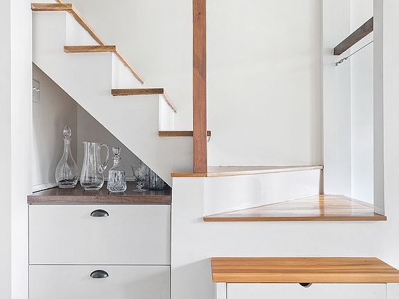 5th image of 92 Horatio St APT 4-L