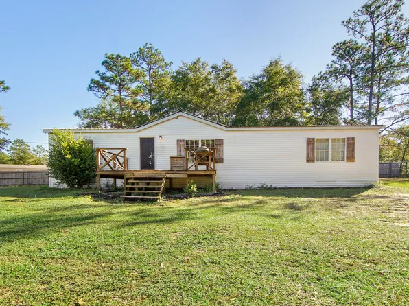 607 E Tiger Lily Ln, Defuniak Springs, FL 32433