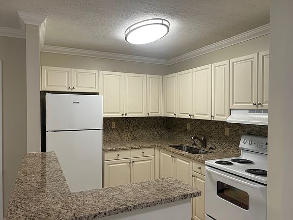 2nd image of 1555 SW 12th Ave #1545-8
