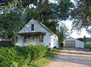 16490 Galena Rd, Plano, IL 60545