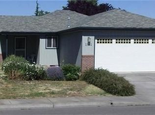 1321 Heather Ln, Central Pt, OR 97502