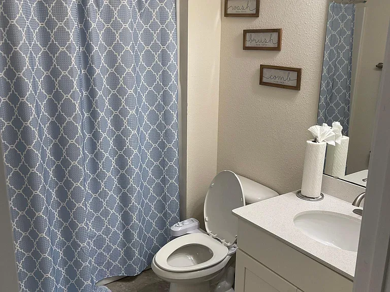 298 Servia Dr — Photo 12