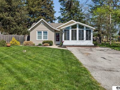8830 Lake St, Omaha, NE, 68134