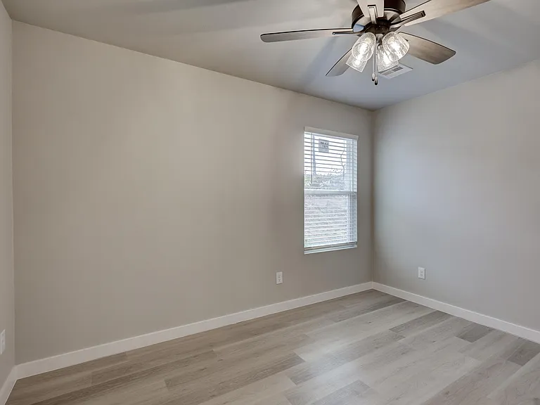 2520 Quincy St #2520 — Photo 8