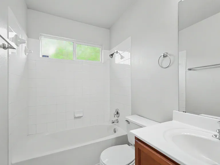 5405 Rimes Ct — Photo 18