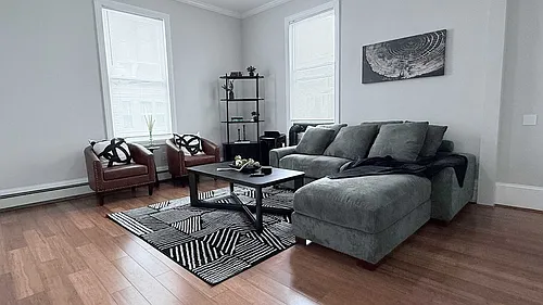 24 White St #1-ID1347761P Photo 1