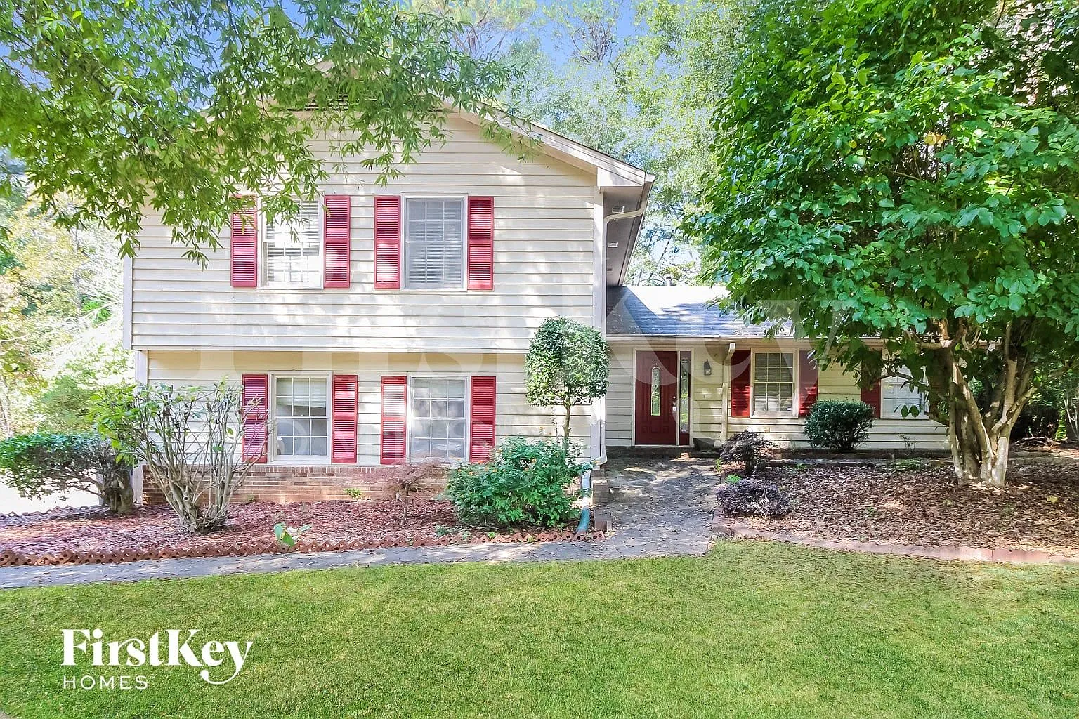 4 bed, 2.5 bath, 2411 sqft, $2,830 — Photo 1