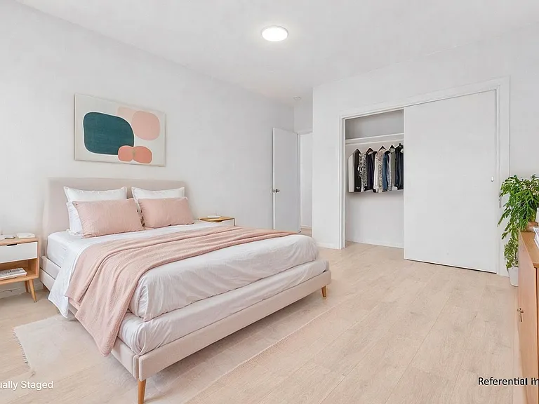 Marseille Apts — Photo 19