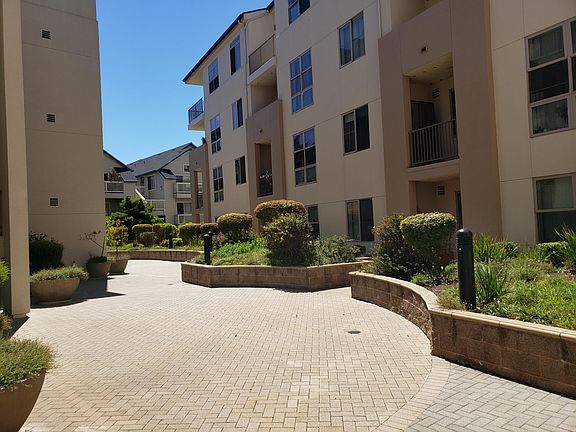 2nd image of 1488 El Camino Real
