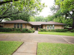 1305 Cliff Dr, Graham, TX 76450