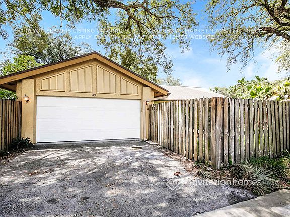 4th image of 39 Forest Cir