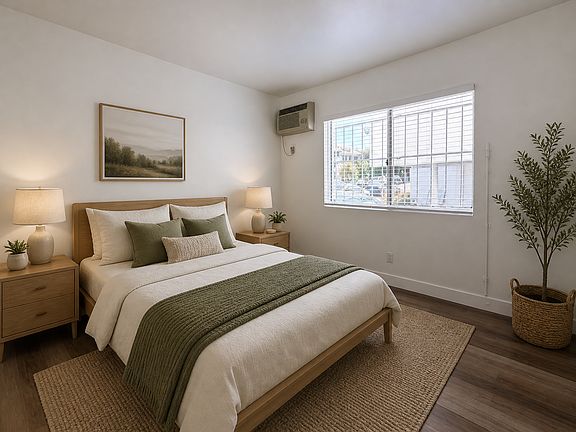 4th image of 1194 W 30th St #1