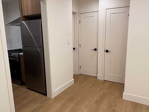 5th image of 121 Ximeno Ave #2