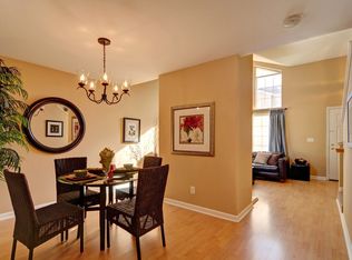 1121 Phyllis Ave, Mountain View, CA 94040